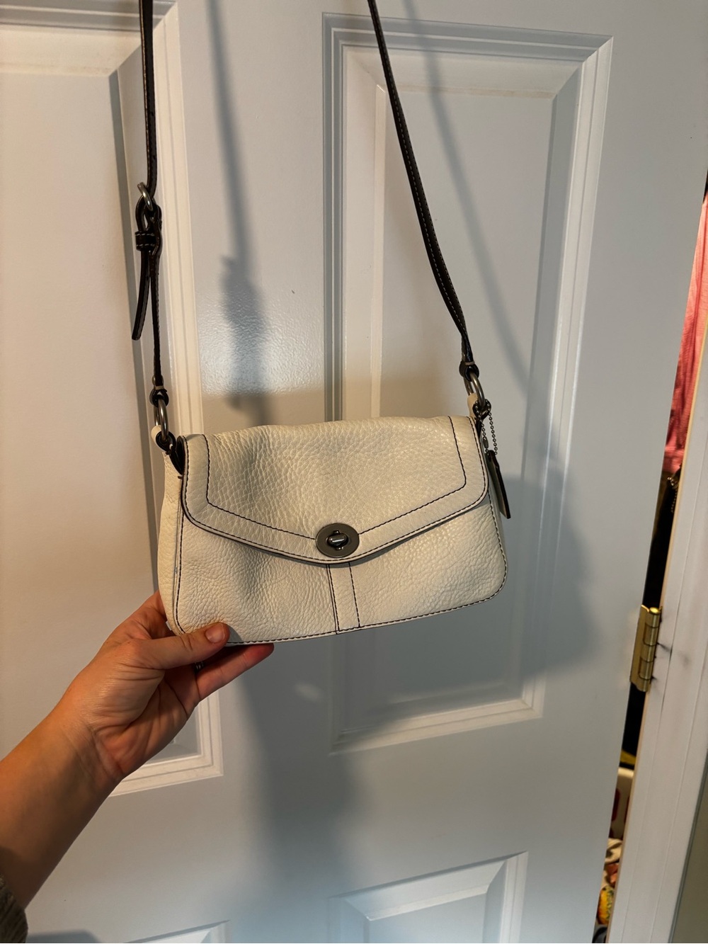 Coach Chelsea style F10888